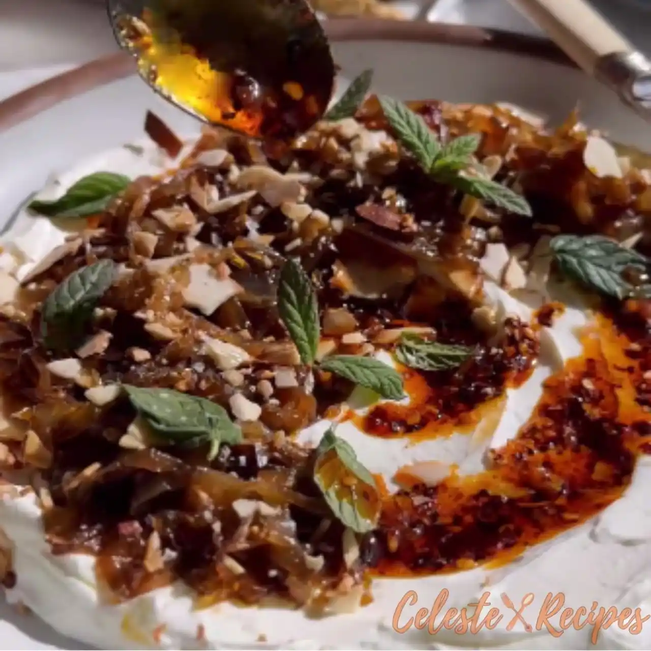 Labneh Dip: Creamy, Tangy, and Totally Irresistible! 3 Labneh Dip Mediterranean Appetizer
